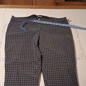 Maurices WoMen's Black and Gray Checkered Chinos